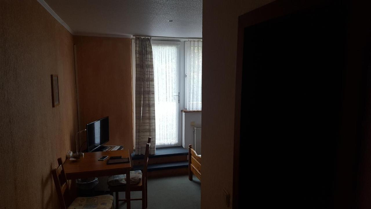 Zimmer Im Gruenen Wuppertal Dış mekan fotoğraf